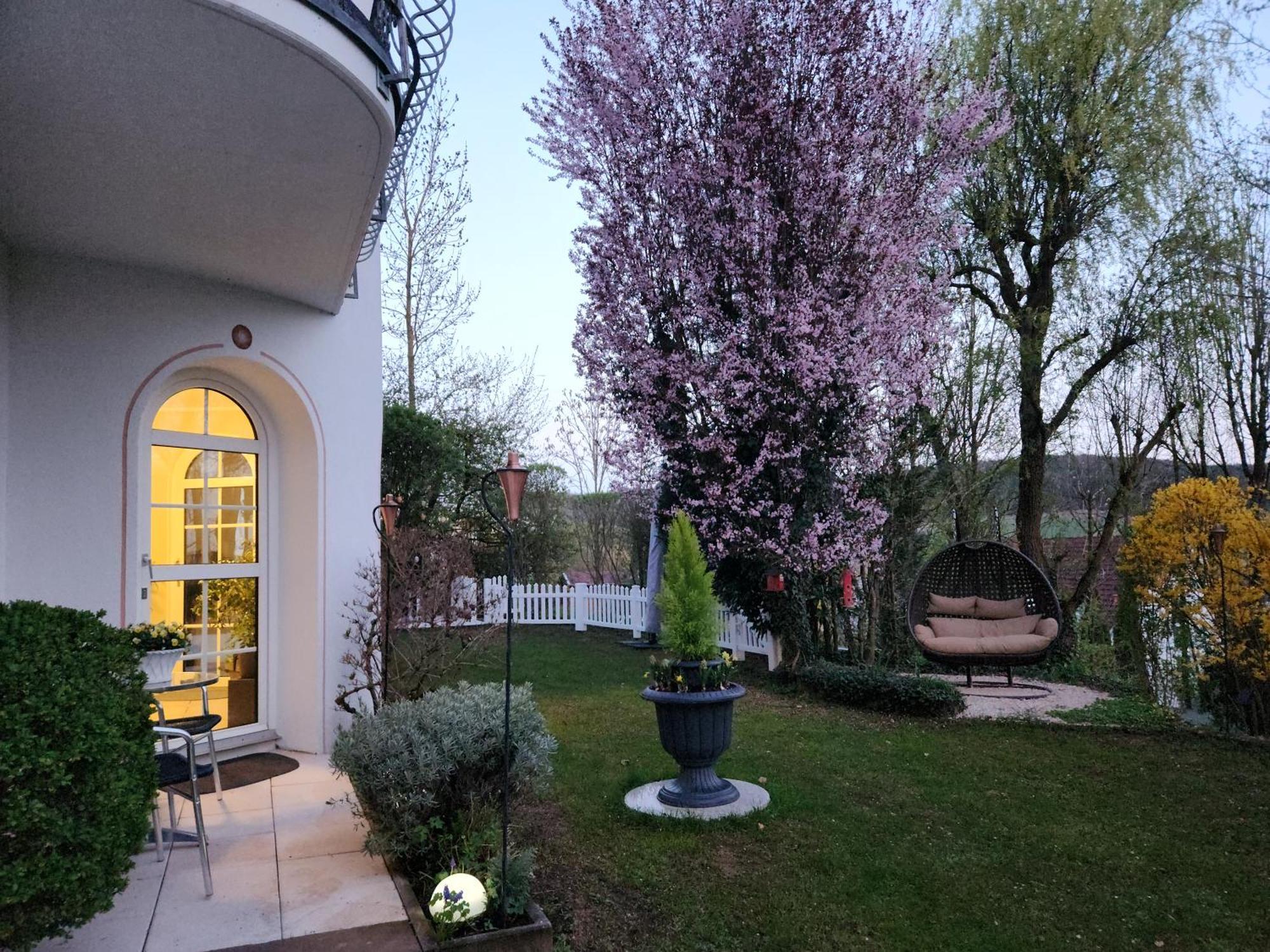 Gardenview Apartments & Suites Bei Bad Kissingen Nüdlingen Extérieur photo